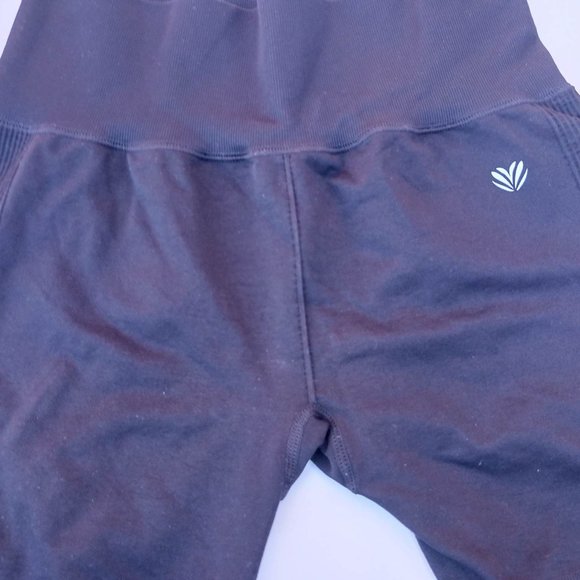 Forever 21 Size M Black Sports Short - Picture 2 of 7